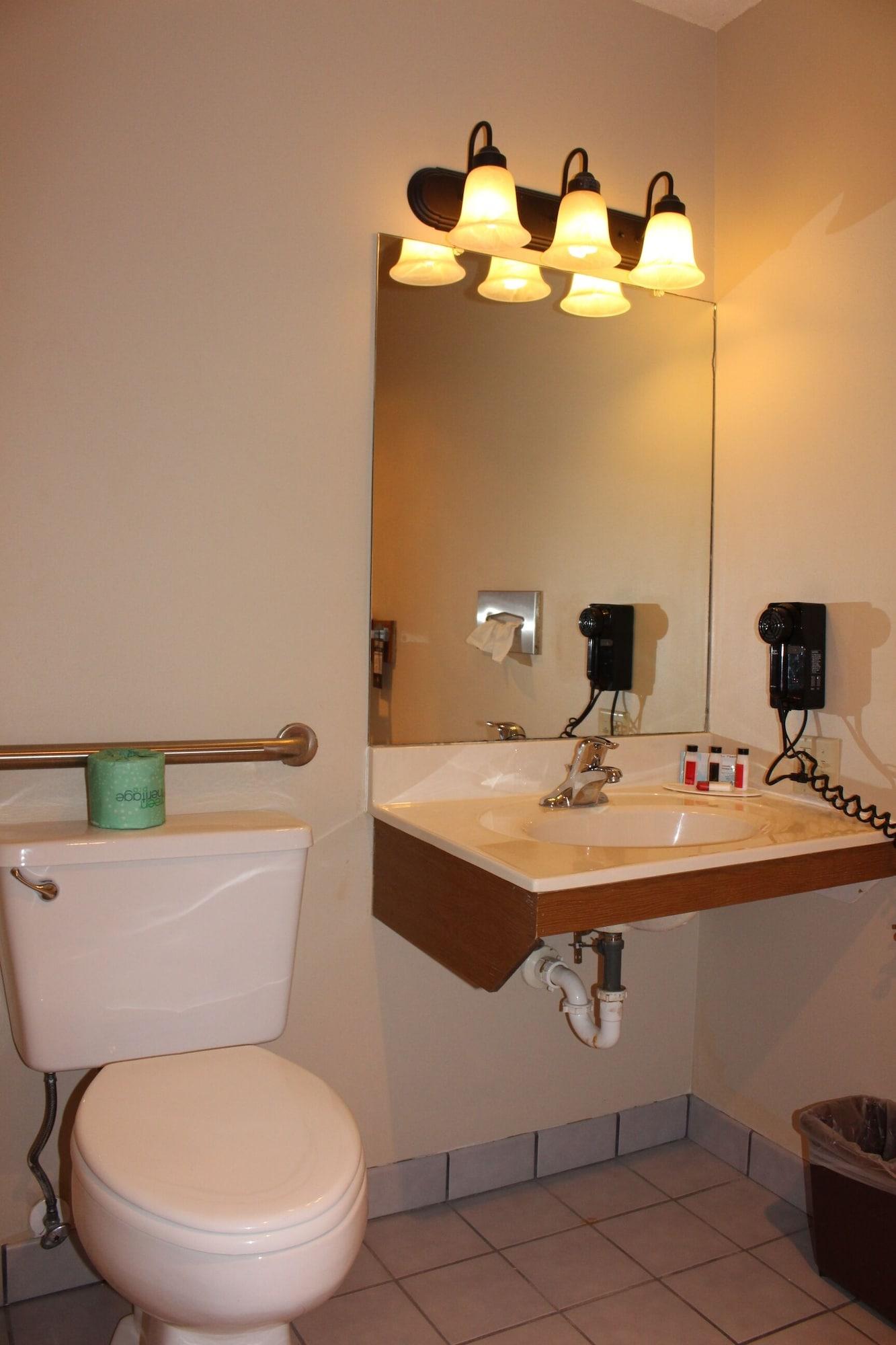 Hotel Super 8 By Wyndham Chamberlain Sd Extérieur photo