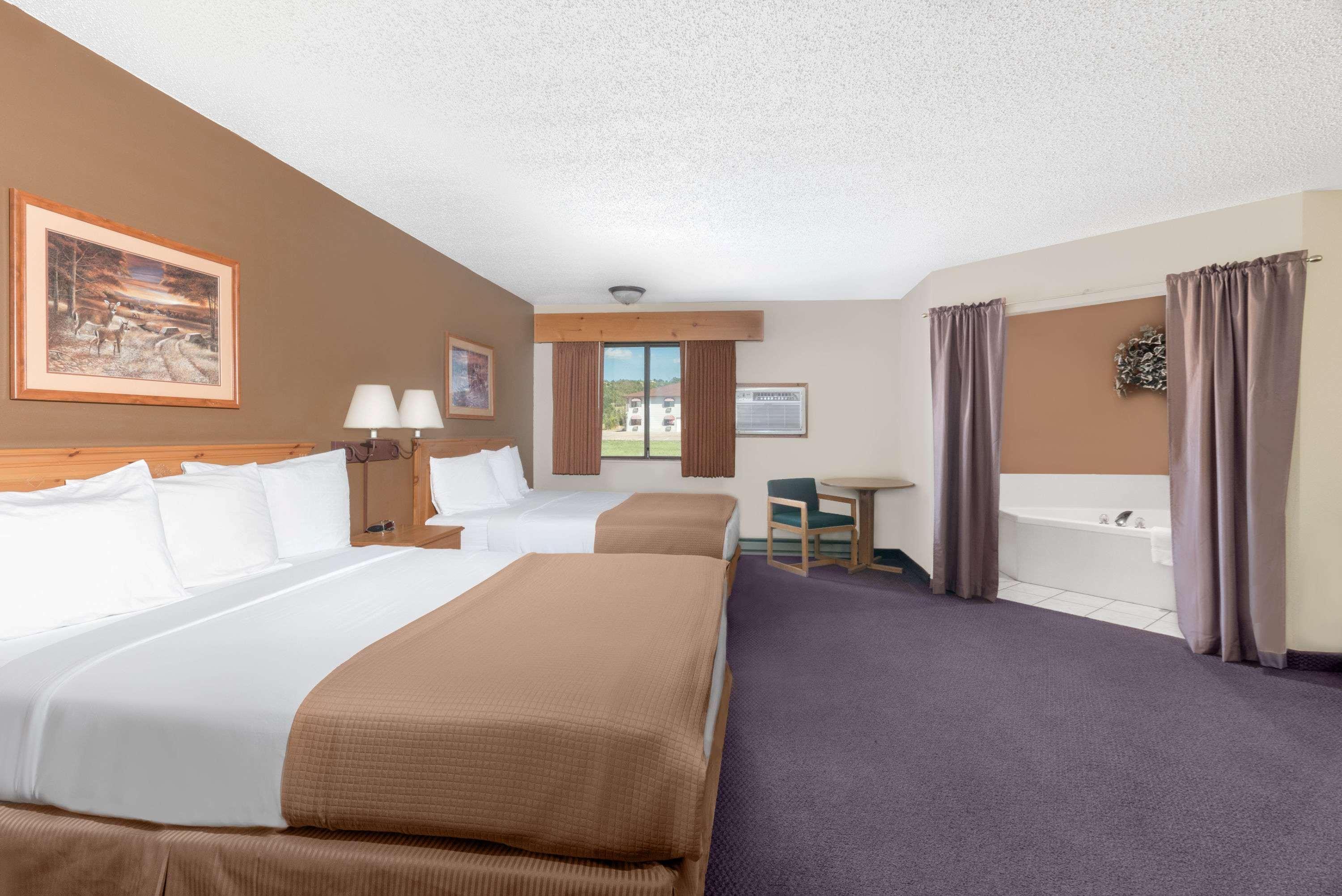 Hotel Super 8 By Wyndham Chamberlain Sd Extérieur photo