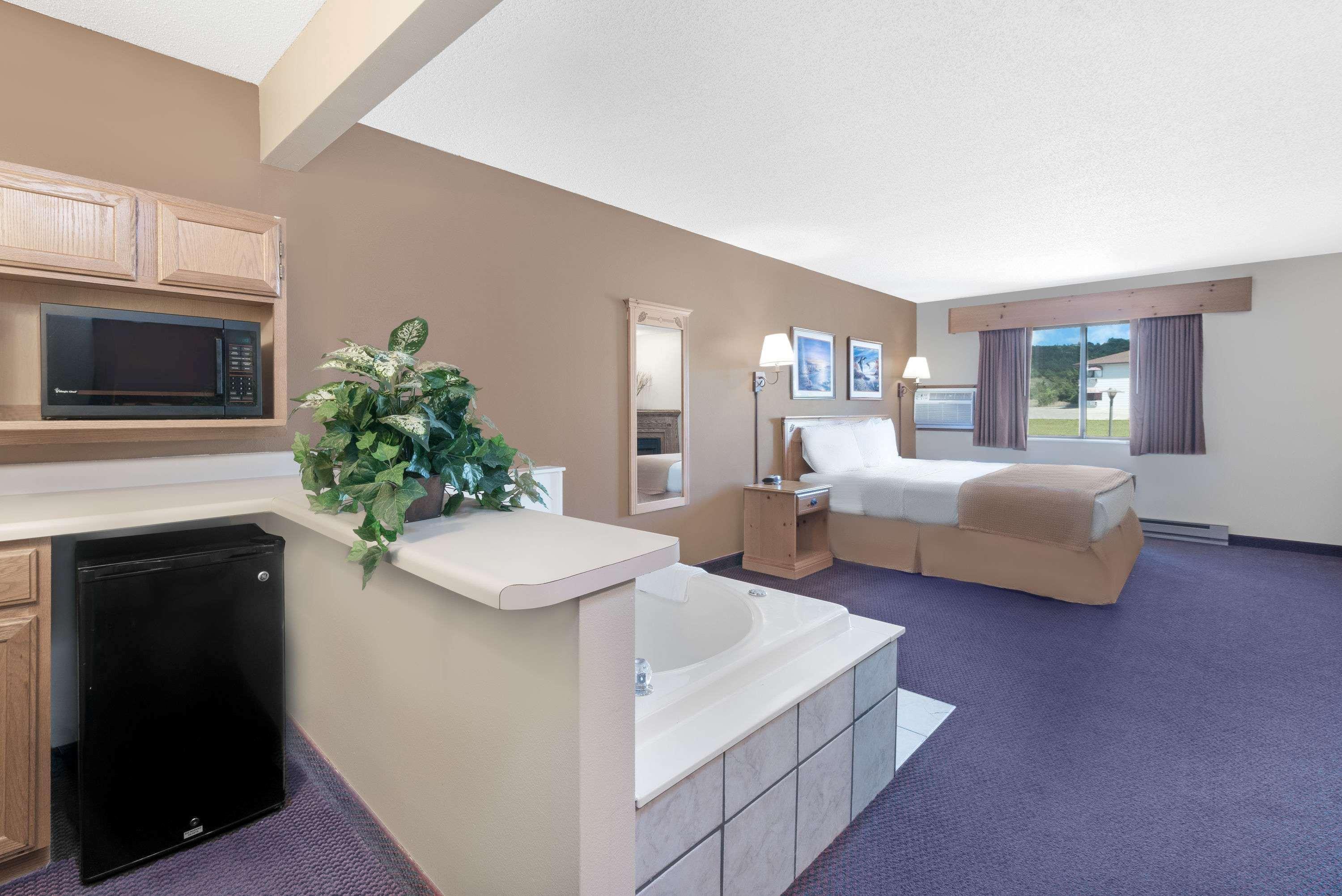 Hotel Super 8 By Wyndham Chamberlain Sd Extérieur photo